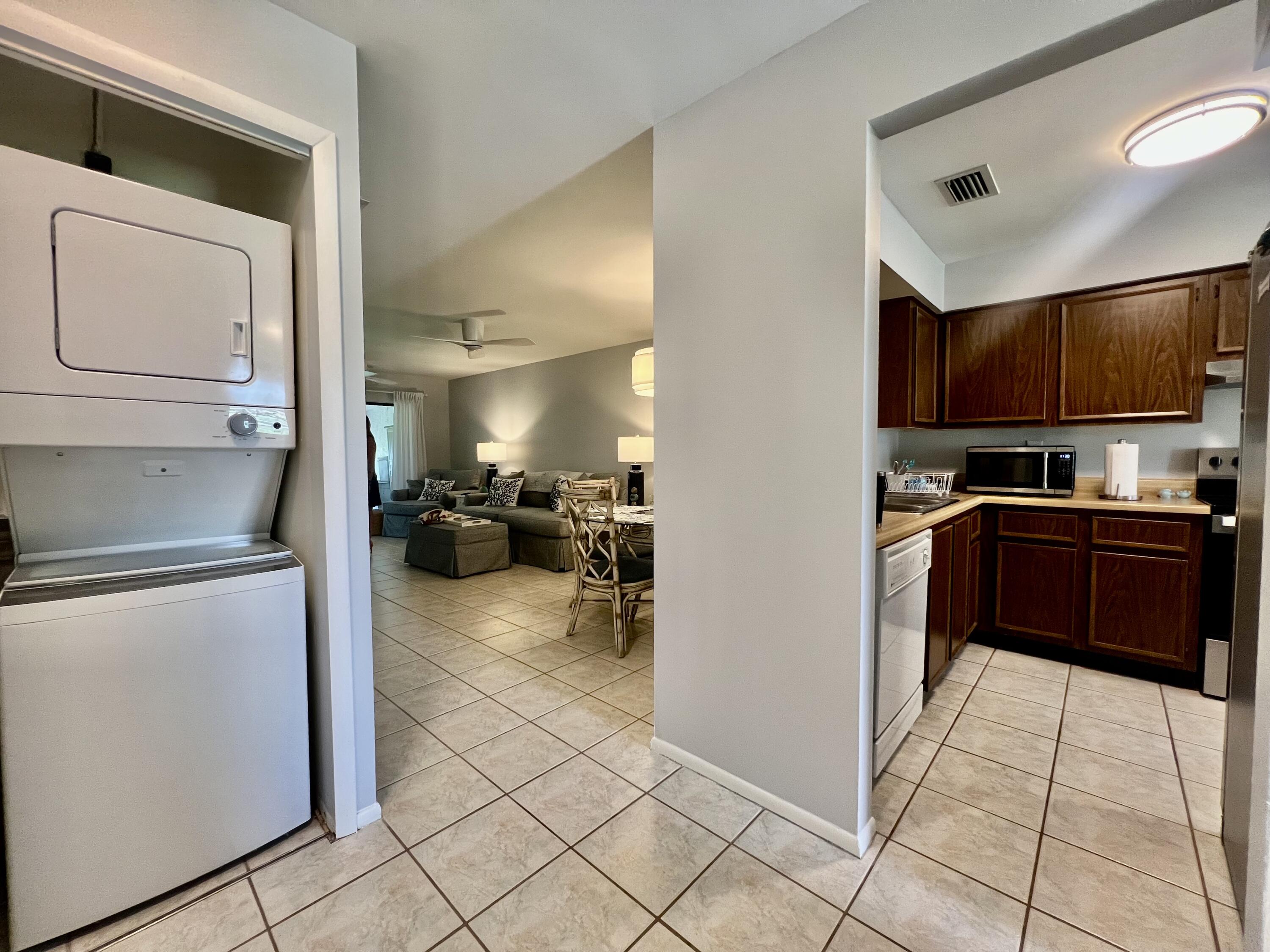 6024 Indrio Road, Unit 6 Fort Pierce, FL 34951 - Photo 18 of 32 IMG_0661