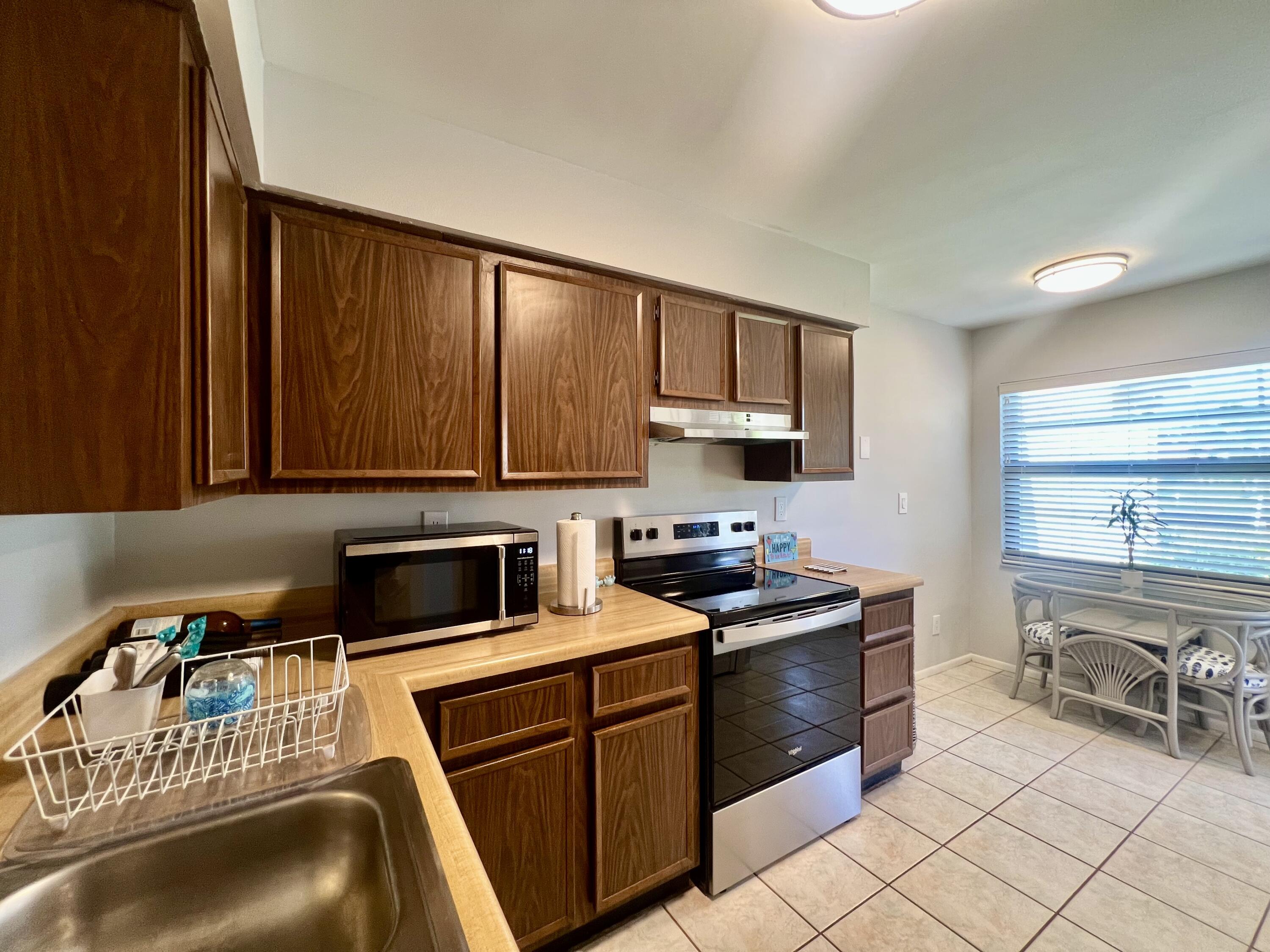 6024 Indrio Road, Unit 6 Fort Pierce, FL 34951 - Photo 6 of 32 IMG_0642