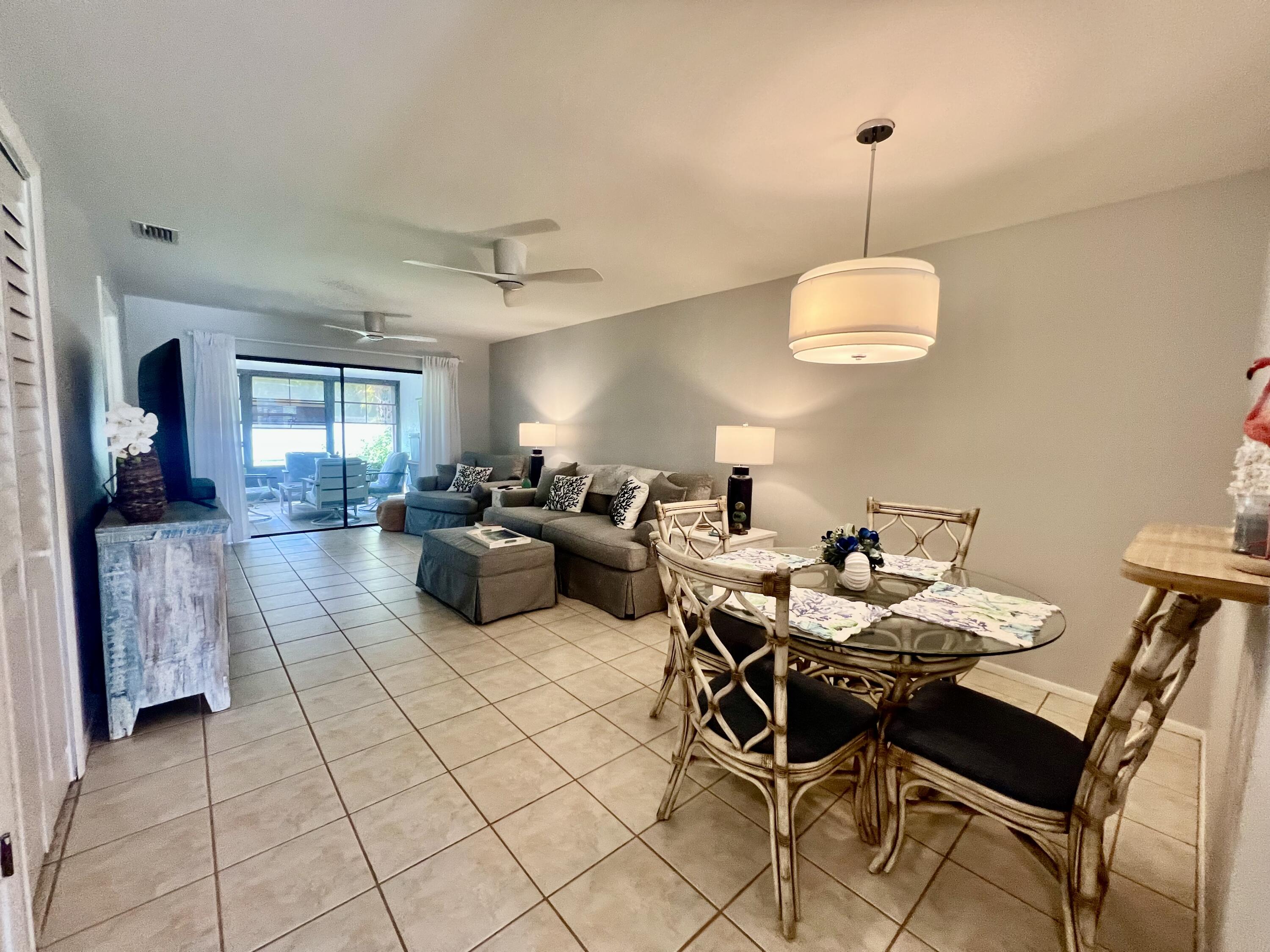 6024 Indrio Road, Unit 6 Fort Pierce, FL 34951 - Photo 9 of 32 IMG_0666