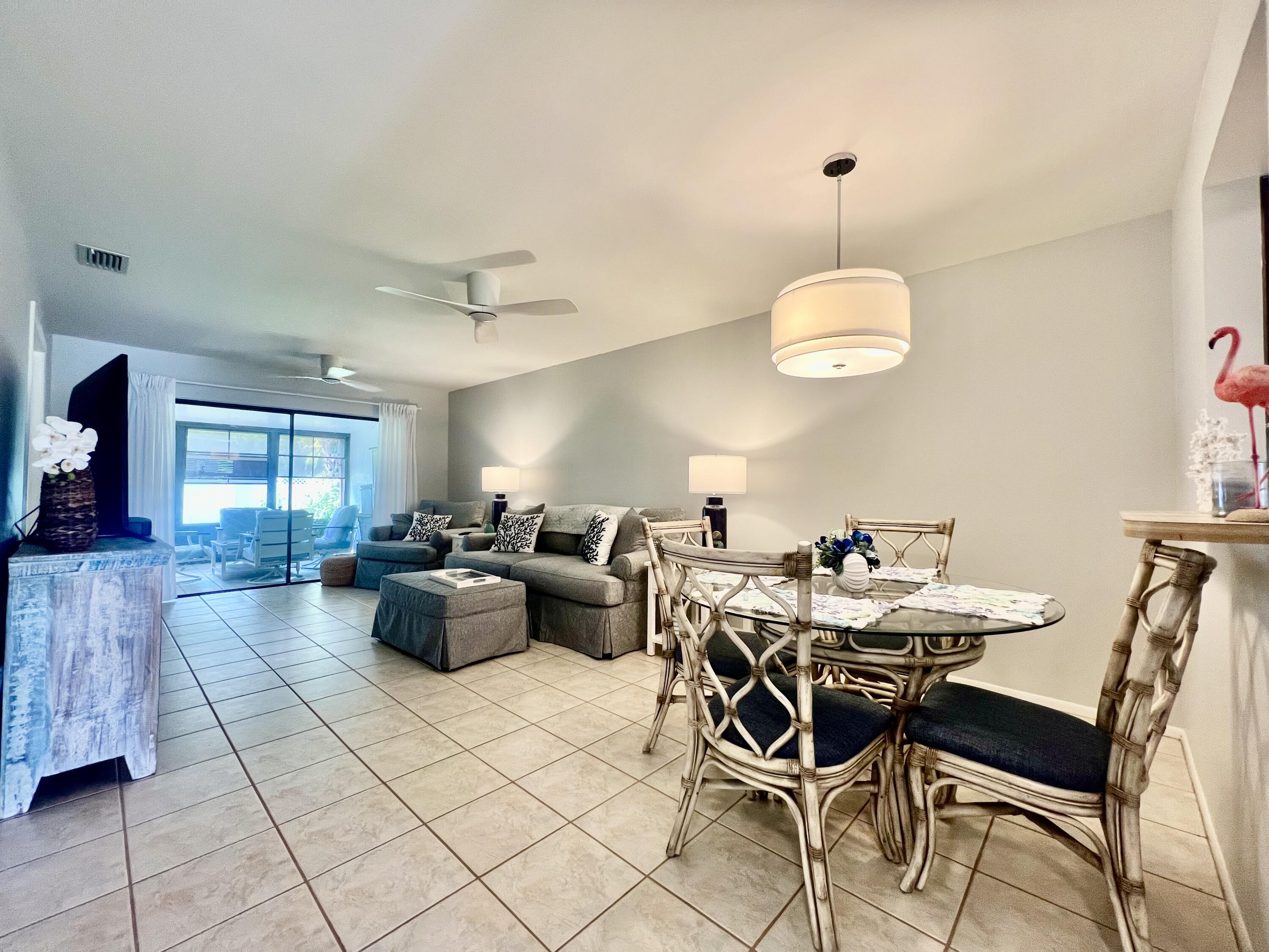 6024 Indrio Road, Unit 6 Fort Pierce, FL 34951 - Photo 10 of 32 IMG_0645