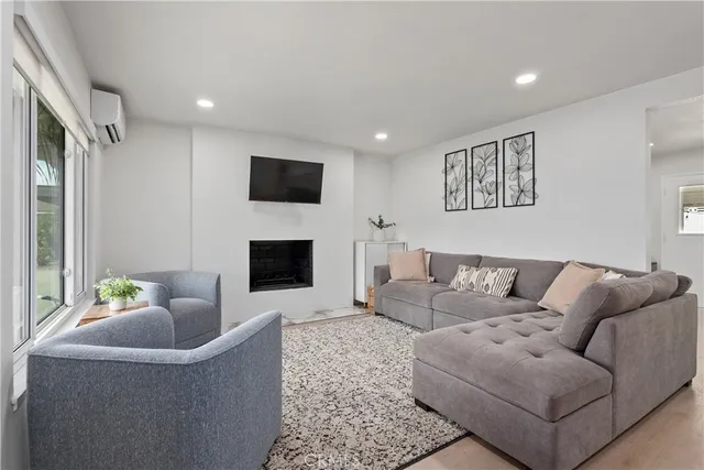 $729,000 | 1352 West Granada Court, Ontario, CA 91762