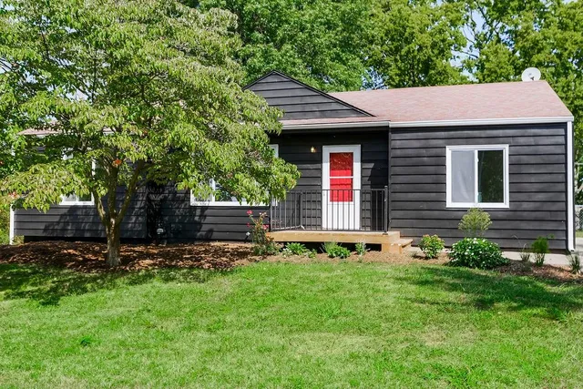 $225,000 | 11406 East 49th Street South, Kansas City, MO 64133