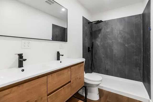 $225,000 | 11406 East 49th Street South, Kansas City, MO 64133