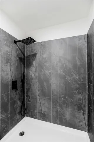 $225,000 | 11406 East 49th Street South, Kansas City, MO 64133