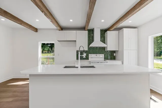 $225,000 | 11406 East 49th Street South, Kansas City, MO 64133