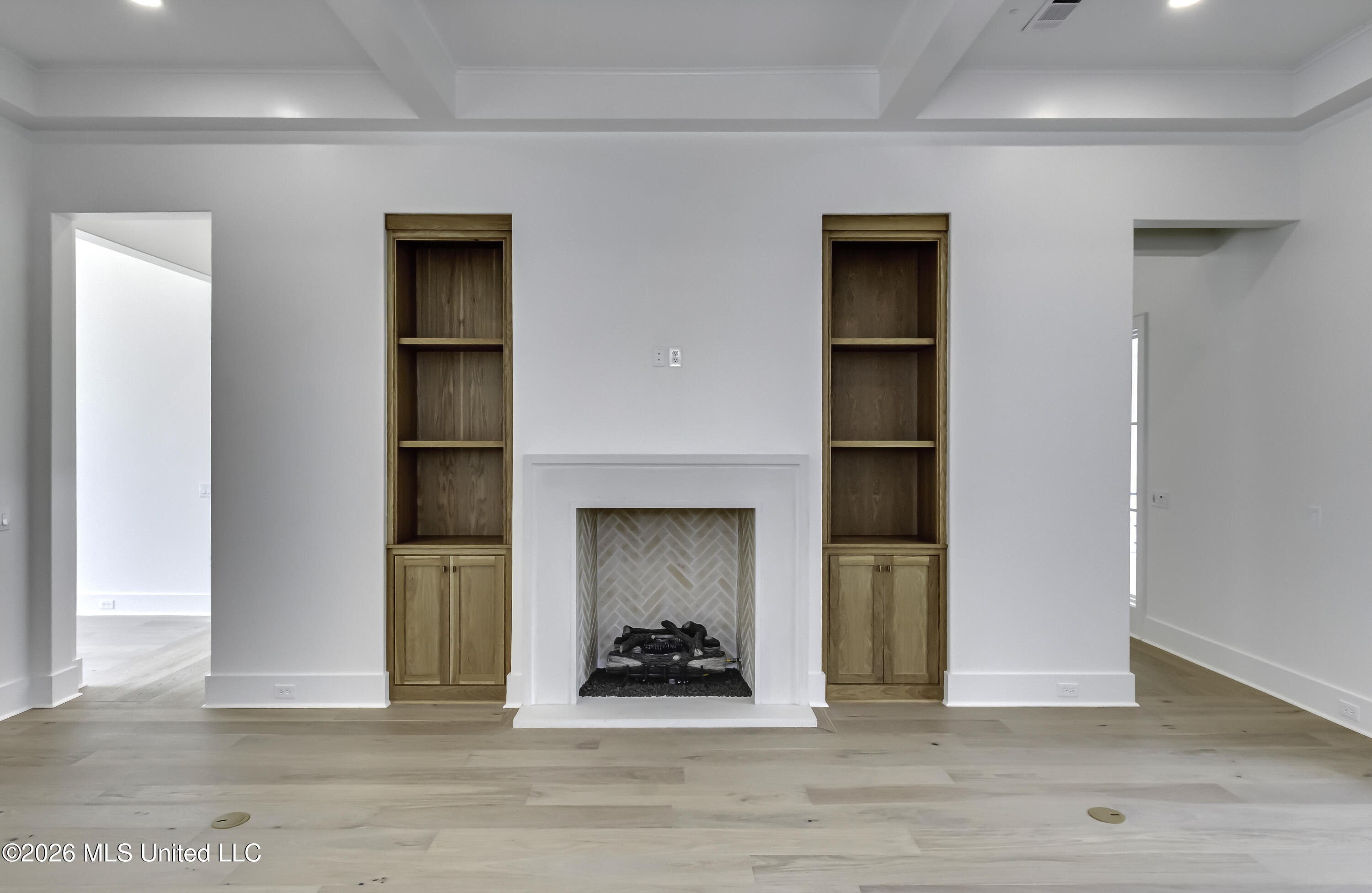 115 Hidden Glades Ridgeland, MS 39157 - Photo 26 of 65 Living Room 4