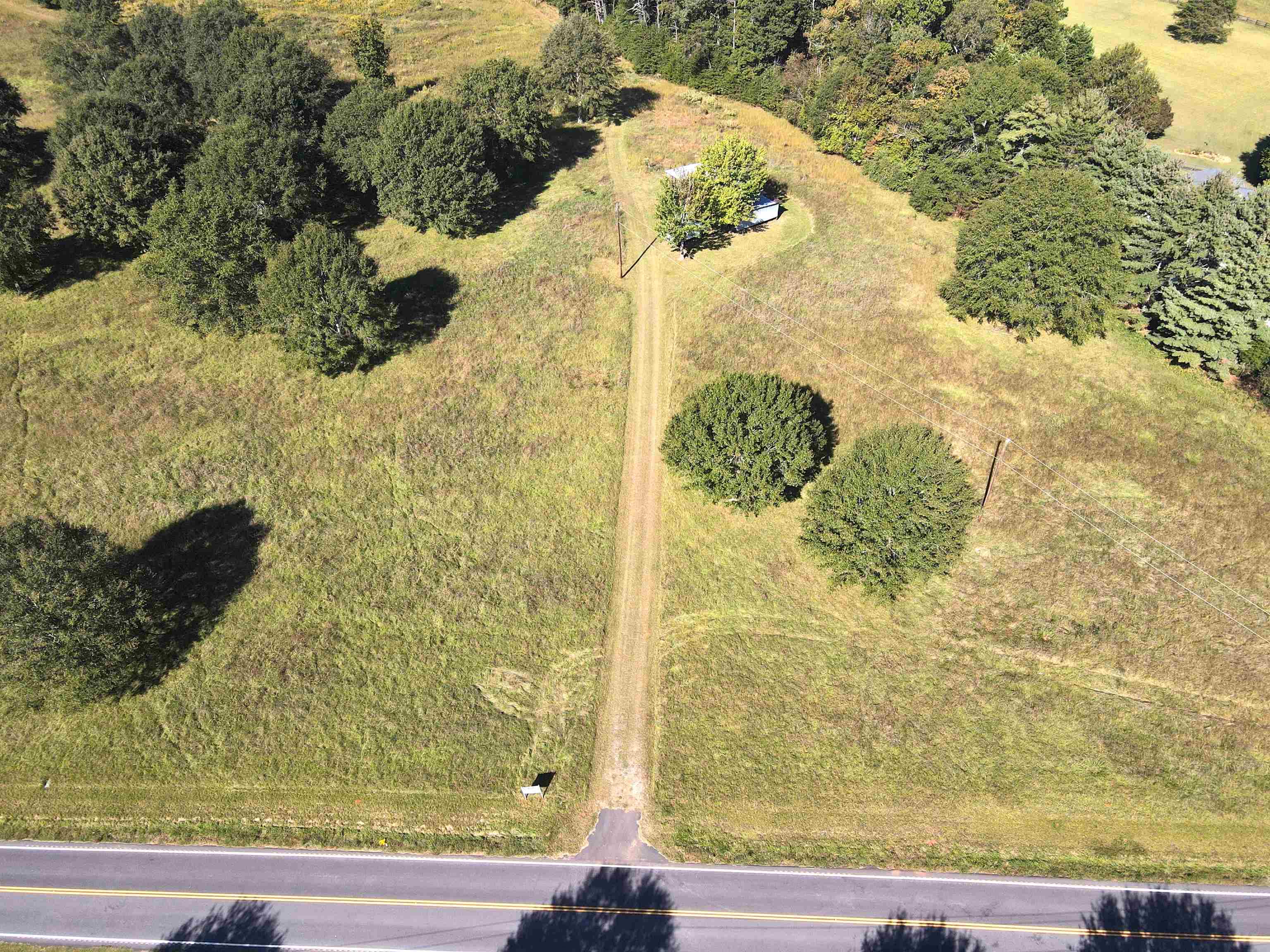 357 North N Highway Campobello, SC 29322 - Photo 2 of 10