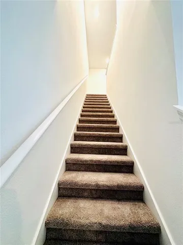 $1,900 | 32111 Powderpuff Mimosa Drive, San Antonio, FL 33576