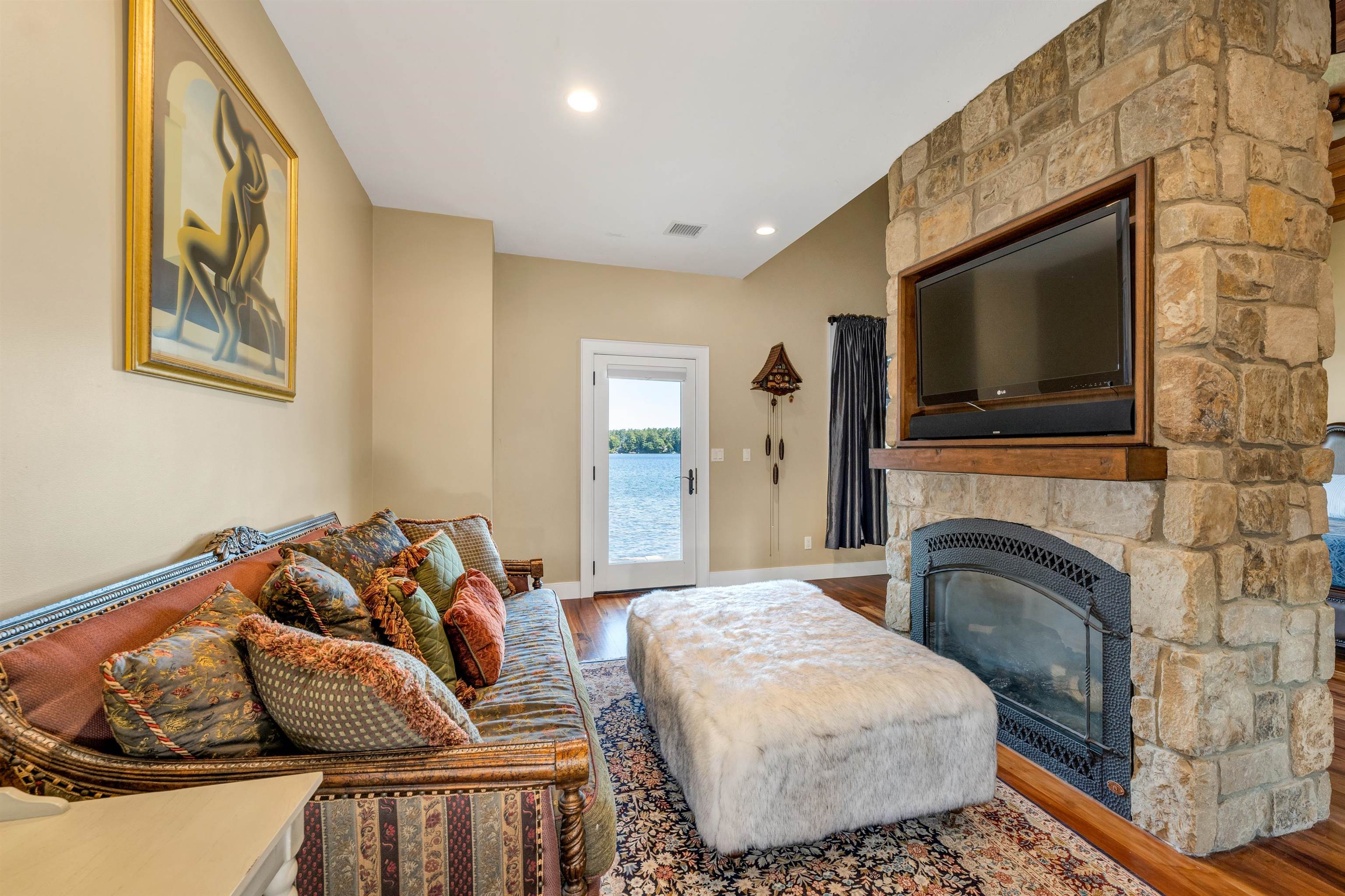 233 Dockham Shore Road Gilford, NH 03249 - Photo 15 of 40