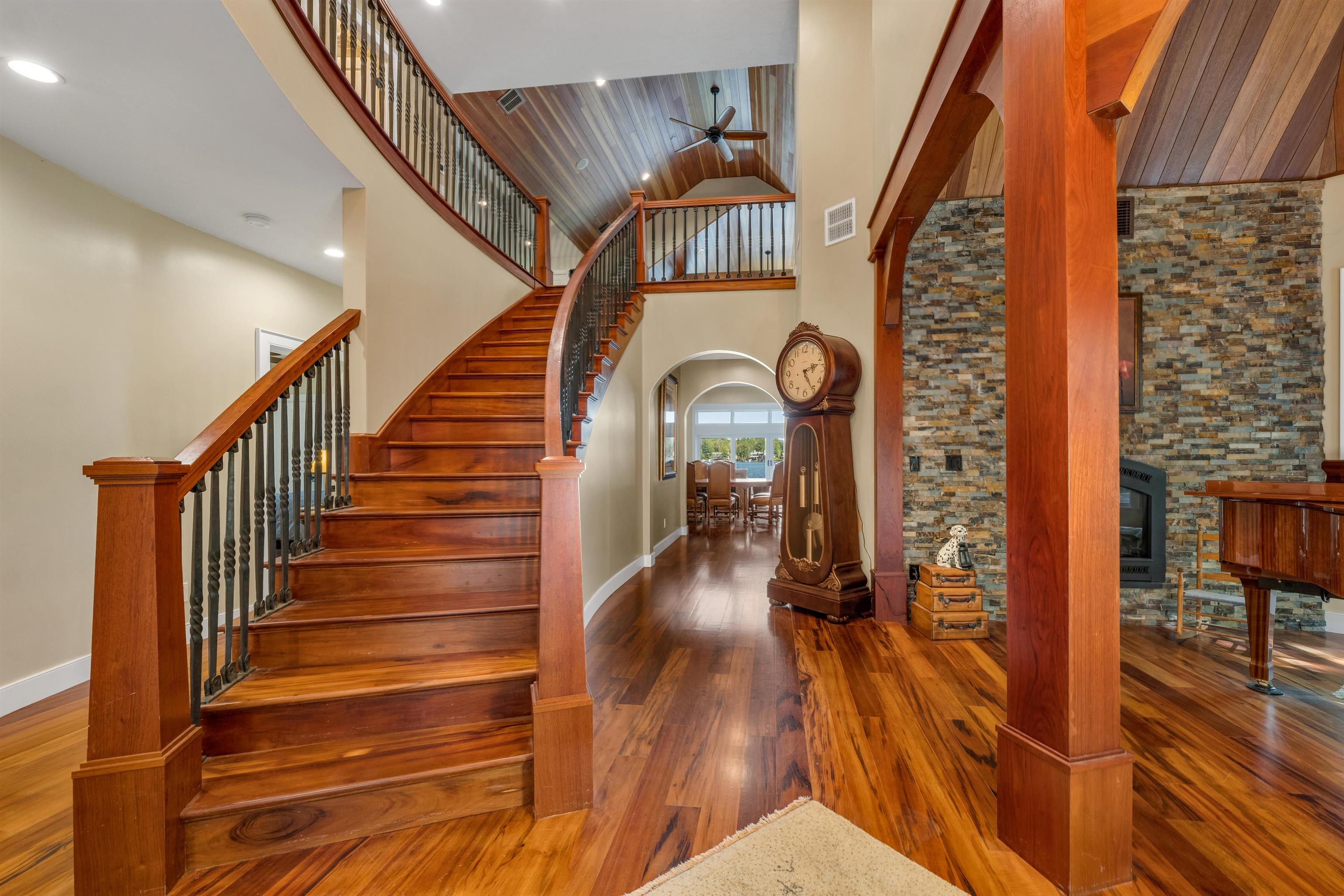 233 Dockham Shore Road Gilford, NH 03249 - Photo 5 of 40