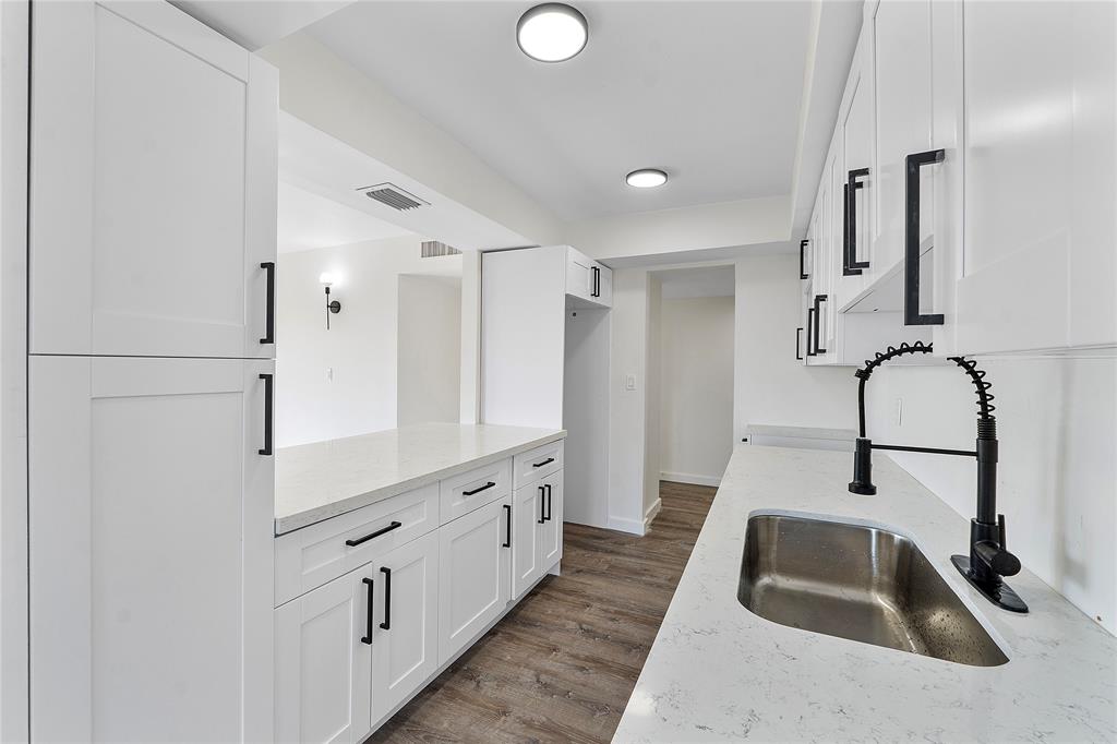 4174 Inverrary Drive, Unit 1002 Lauderhill, FL 33319 - Photo 8 of 28