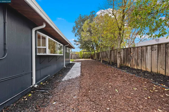 $1,400,000 | 3712 Barrington Drive, Concord, CA 94518