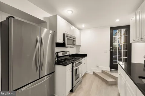 $1,350,000 | 502 12th Street Northeast, Washington, DC 20002