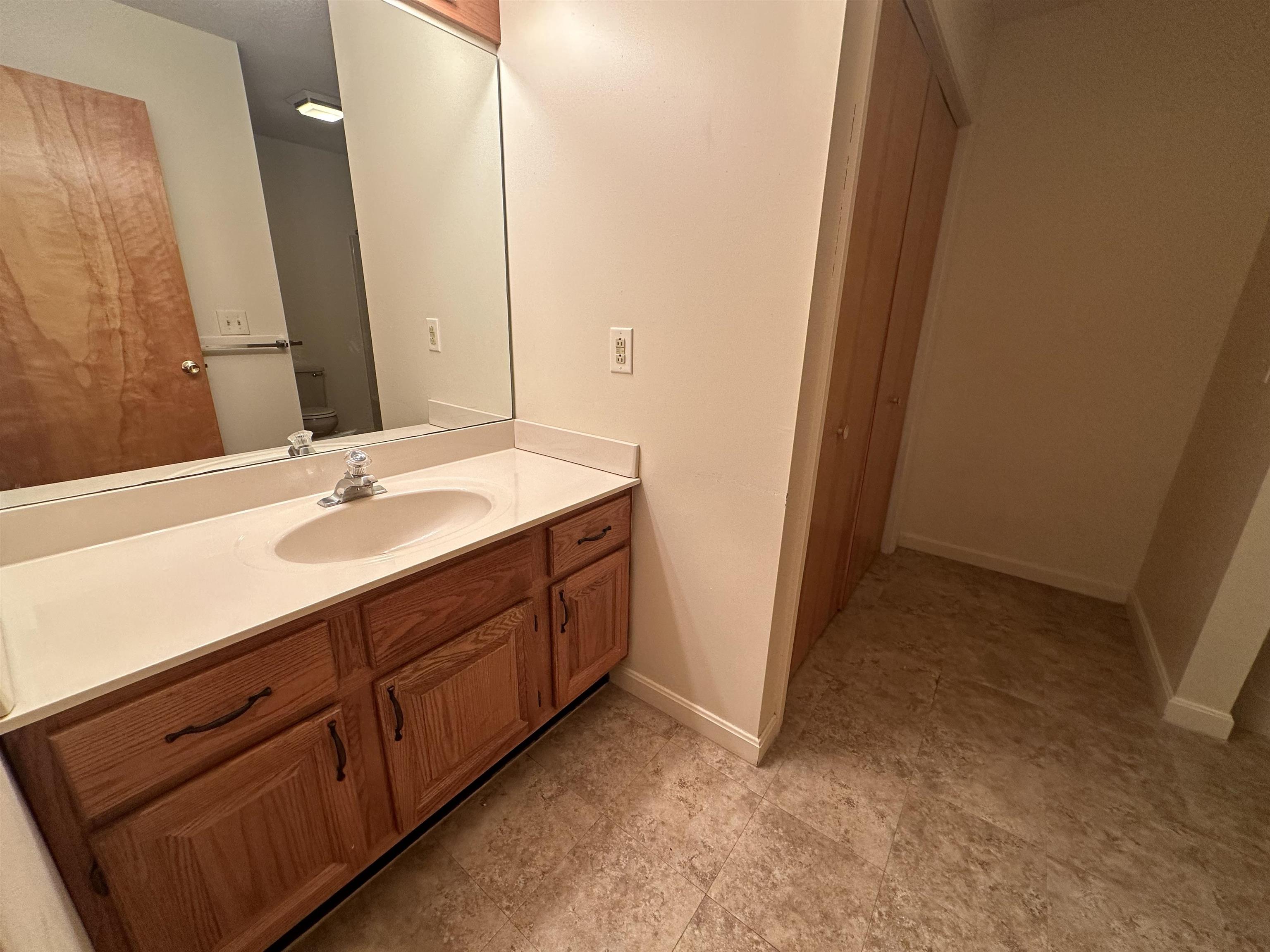 60 Brickyard Road, Unit 2 Essex Junction, VT 05452 - Photo 6 of 20 Gallery Image 6