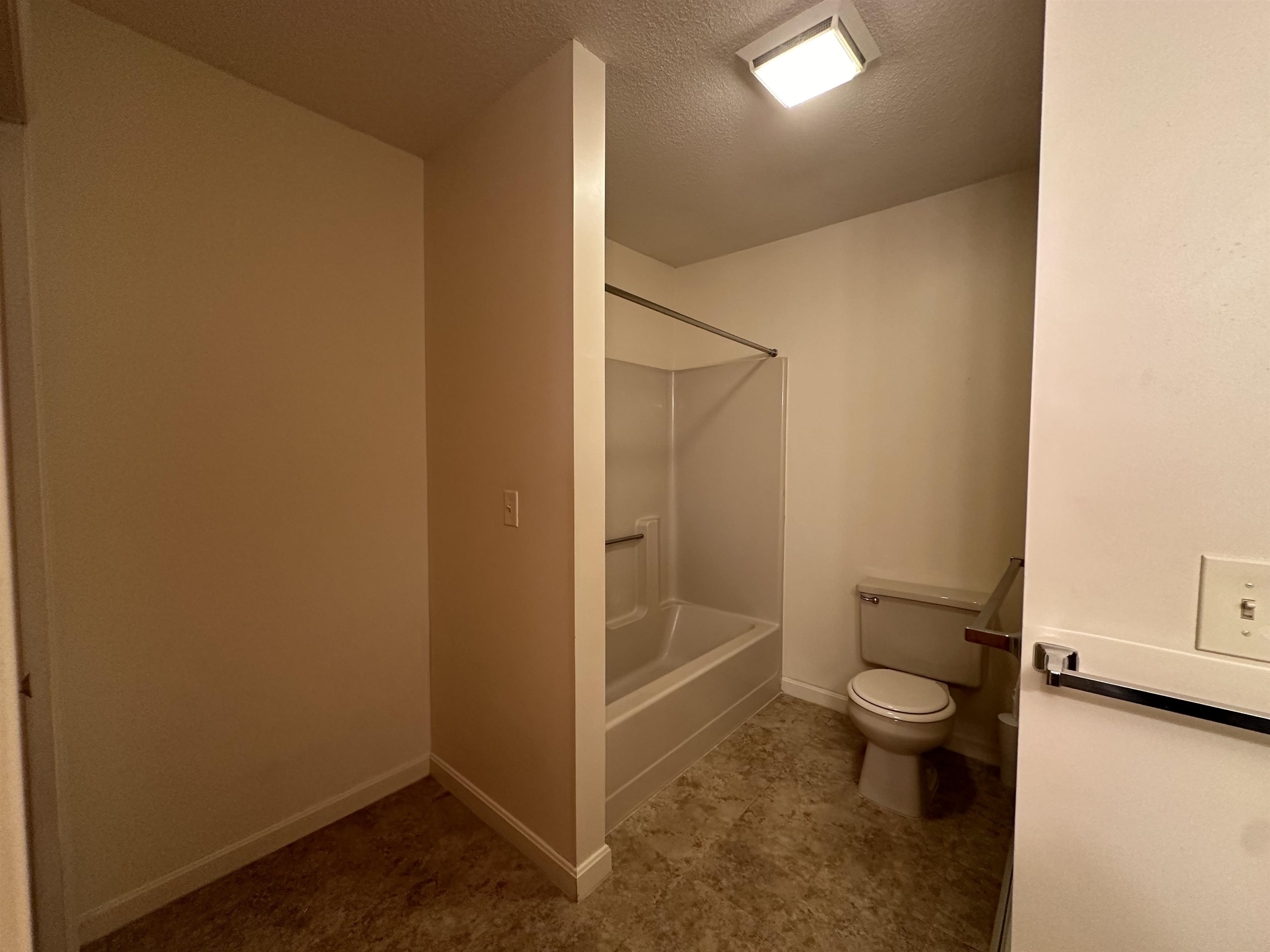 60 Brickyard Road, Unit 2 Essex Junction, VT 05452 - Photo 7 of 20 Gallery Image 7