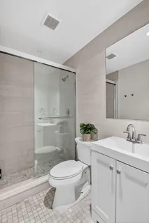 $2,040,000 | 4811 North Flagler Drive, West Palm Beach, FL 33407