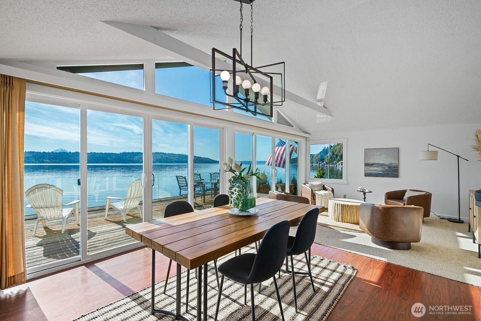 11613 Southwest Shawnee Road Vashon, WA 98070 - Photo 10 of 40