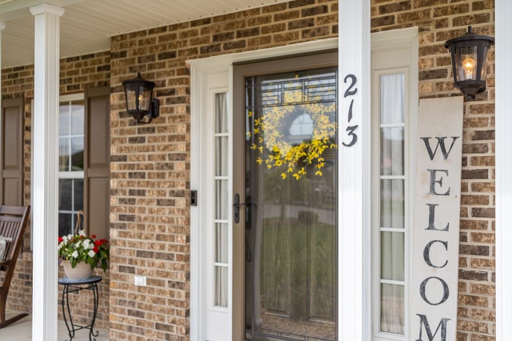 213 Inglecress Road Waynesboro, VA 22980 - Photo 4 of 68