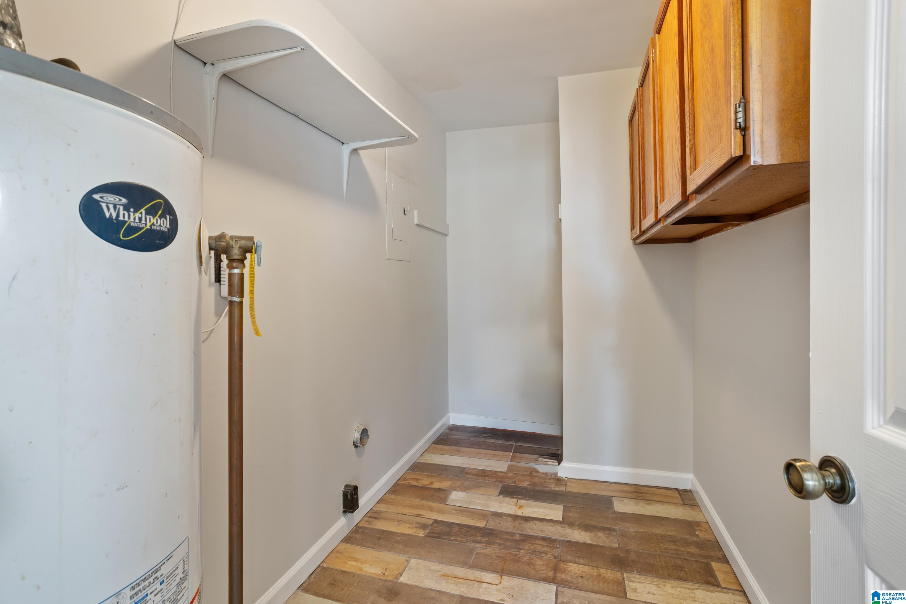5901 Creekwood Road Birmingham, AL 35210 - Photo 14 of 41