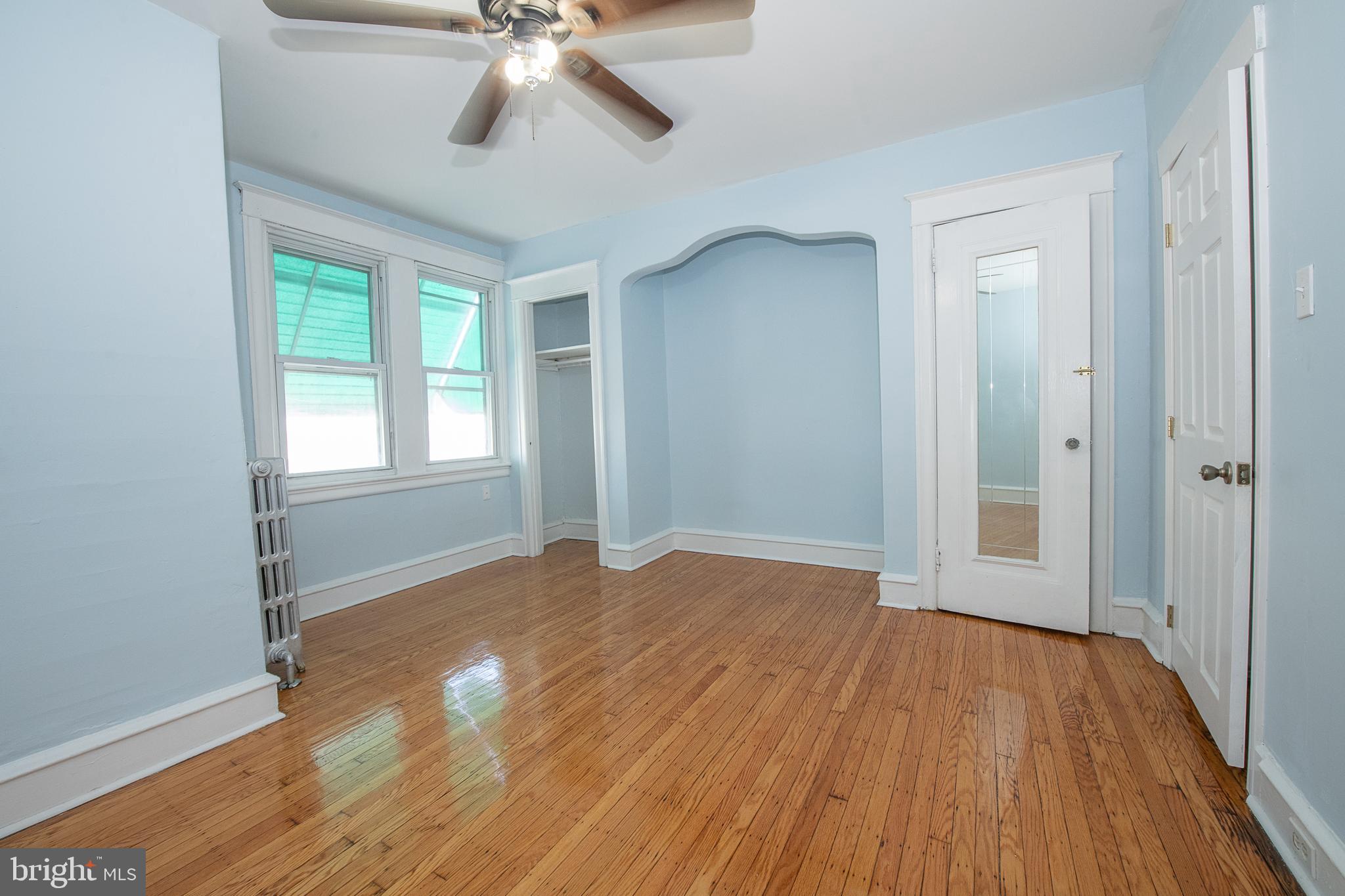 209 Kingston Road Upper Darby, PA 19082 - Photo 22 of 45