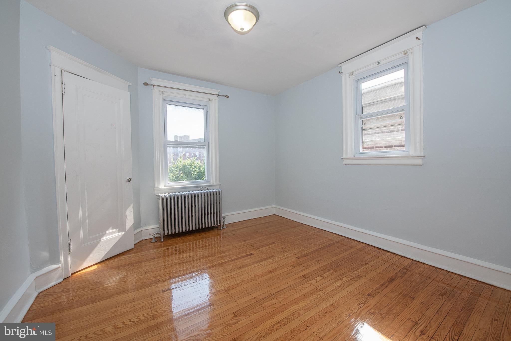 209 Kingston Road Upper Darby, PA 19082 - Photo 28 of 45