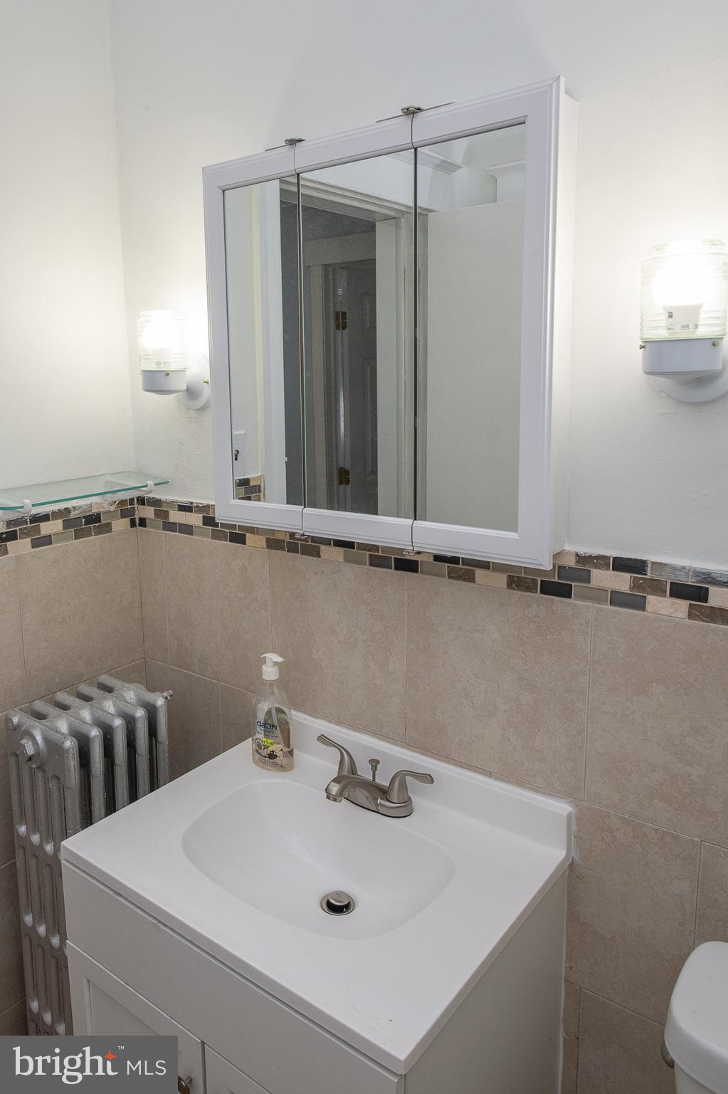 209 Kingston Road Upper Darby, PA 19082 - Photo 31 of 45