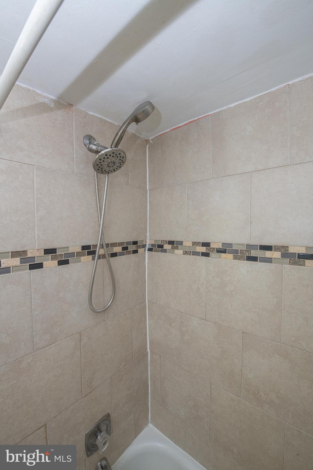 209 Kingston Road Upper Darby, PA 19082 - Photo 32 of 45
