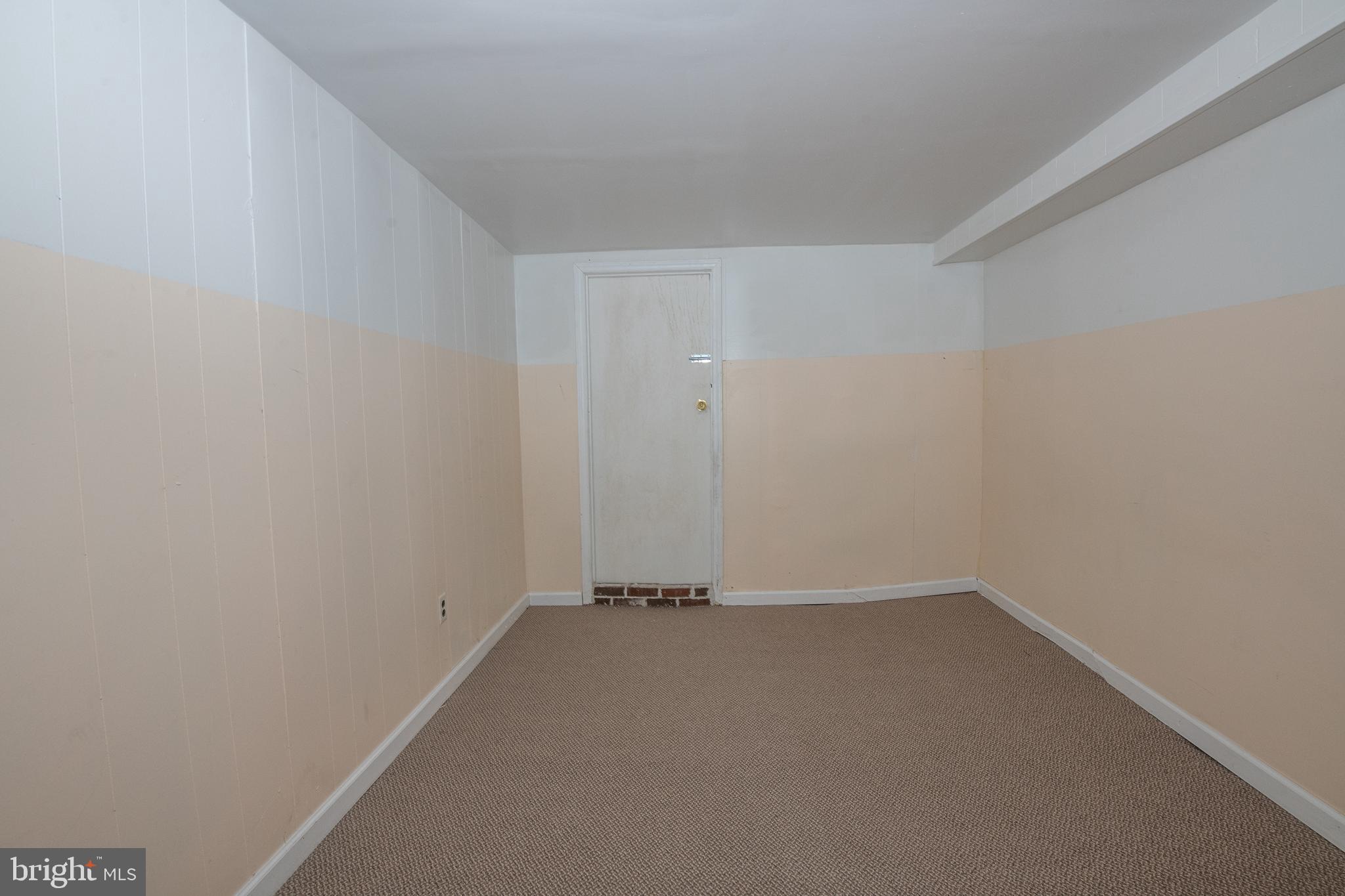 209 Kingston Road Upper Darby, PA 19082 - Photo 36 of 45