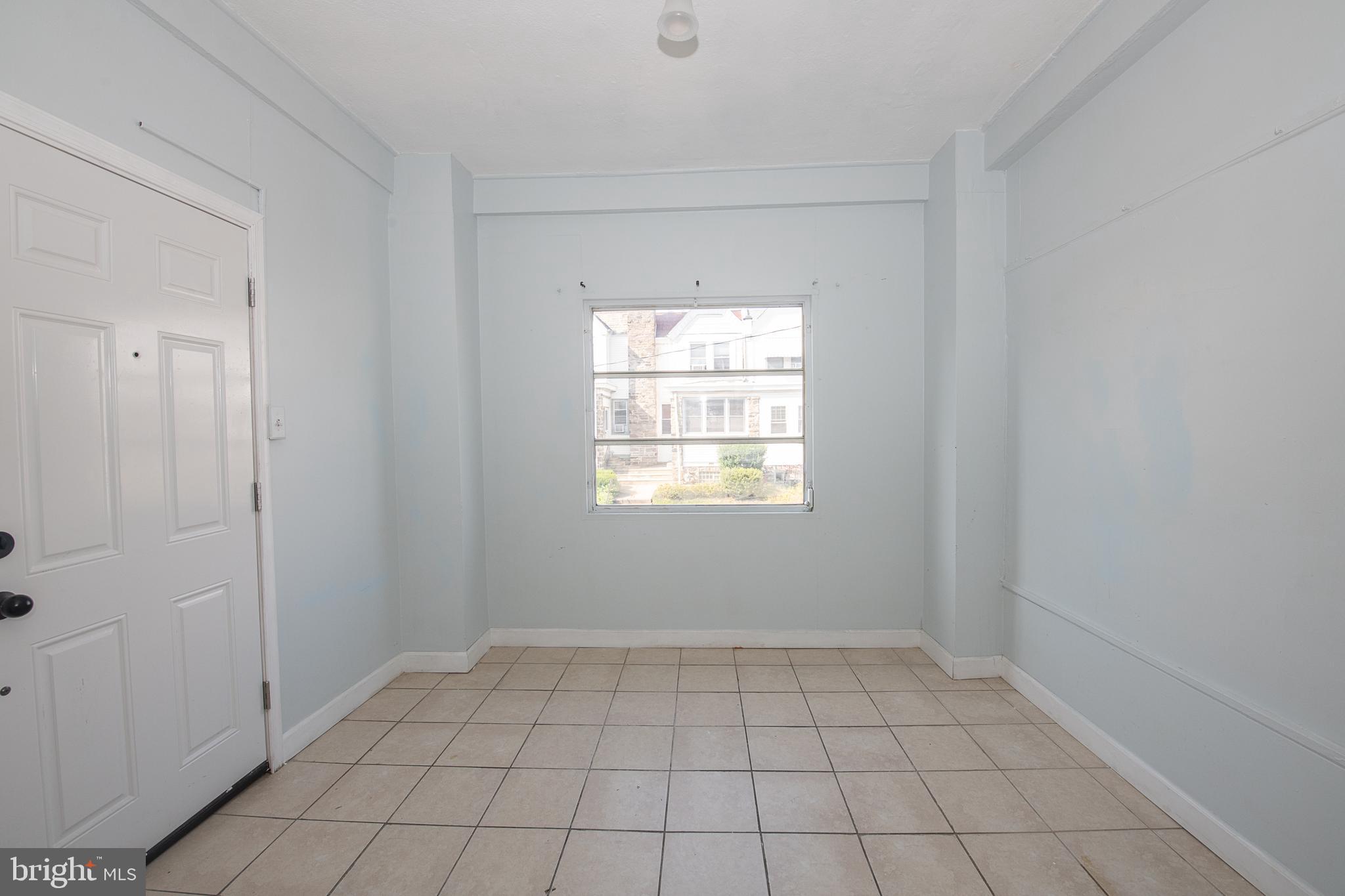 209 Kingston Road Upper Darby, PA 19082 - Photo 8 of 45