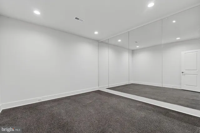 $2,299,900 | 611 Gibson Drive Southwest, Vienna, VA 22180