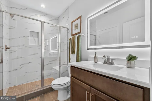 $2,299,900 | 611 Gibson Drive Southwest, Vienna, VA 22180