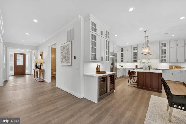 $2,299,900 | 611 Gibson Drive Southwest, Vienna, VA 22180