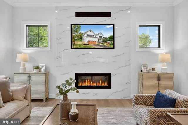 $2,299,900 | 611 Gibson Drive Southwest, Vienna, VA 22180