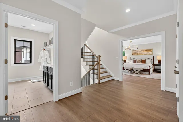 $2,299,900 | 611 Gibson Drive Southwest, Vienna, VA 22180