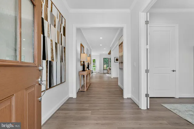 $2,299,900 | 611 Gibson Drive Southwest, Vienna, VA 22180