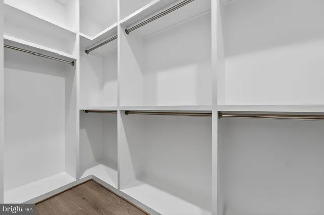 $2,299,900 | 611 Gibson Drive Southwest, Vienna, VA 22180