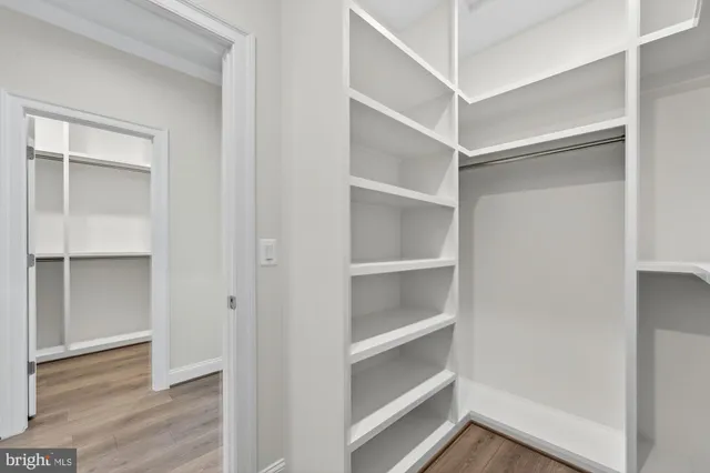 $2,299,900 | 611 Gibson Drive Southwest, Vienna, VA 22180