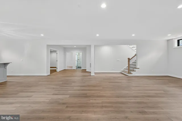 $2,299,900 | 611 Gibson Drive Southwest, Vienna, VA 22180