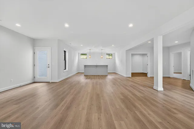 $2,299,900 | 611 Gibson Drive Southwest, Vienna, VA 22180