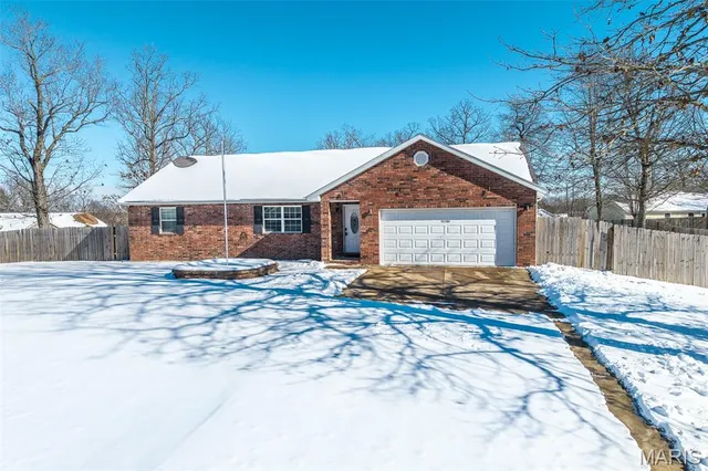 $269,900 | 21104 Larson Road, Waynesville, MO 65583