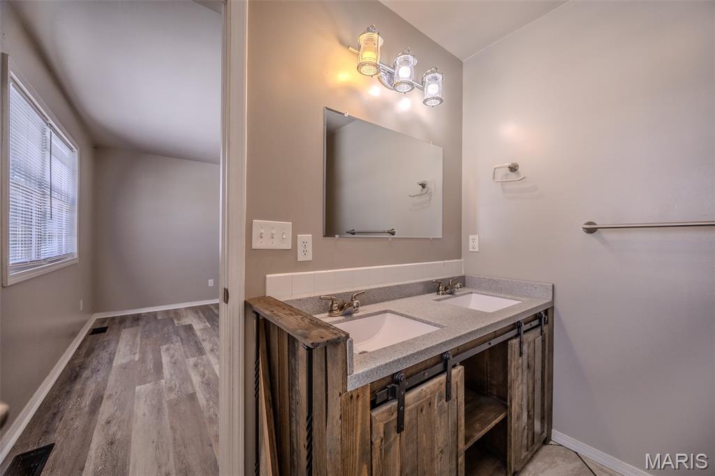 21104 Larson Road Waynesville, MO 65583 - Photo 25 of 52