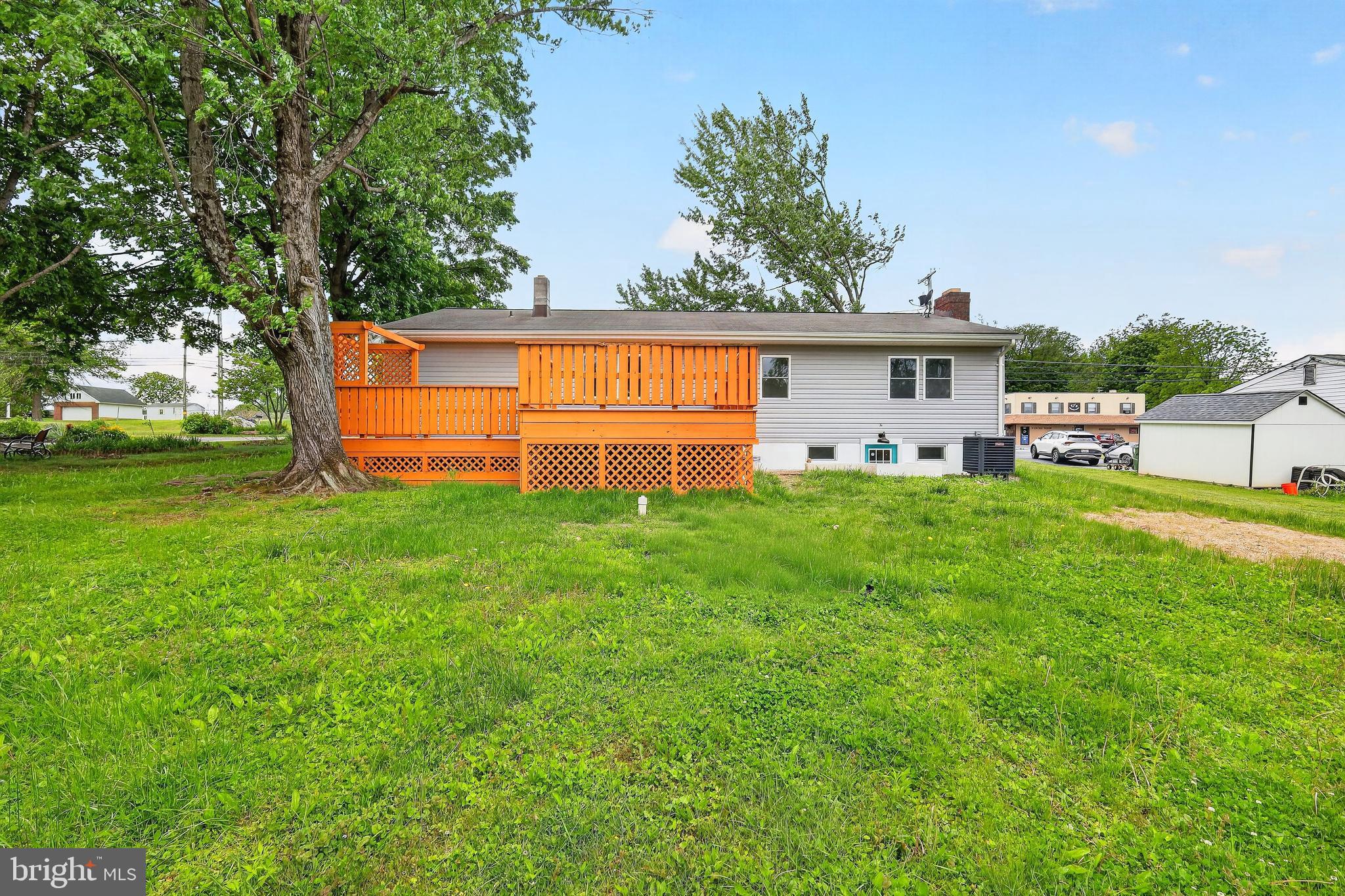3615 Sykesville Road Westminster, MD 21157 - Photo 33 of 36