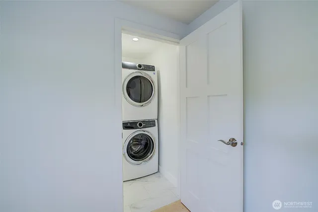 $4,845 | 4162 West Mercer Way, Mercer Island, WA 98040