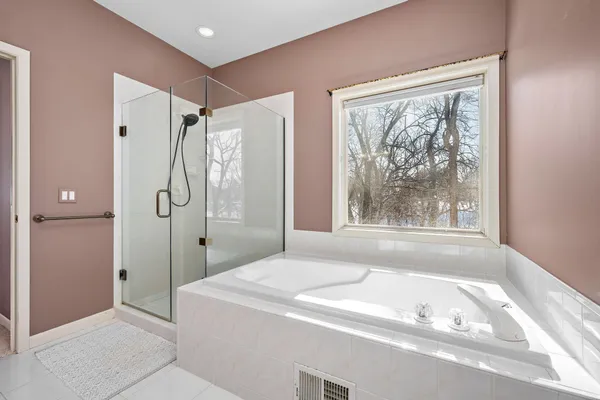 $780,000 | 3114 County Road 101, Wayzata, MN 55391