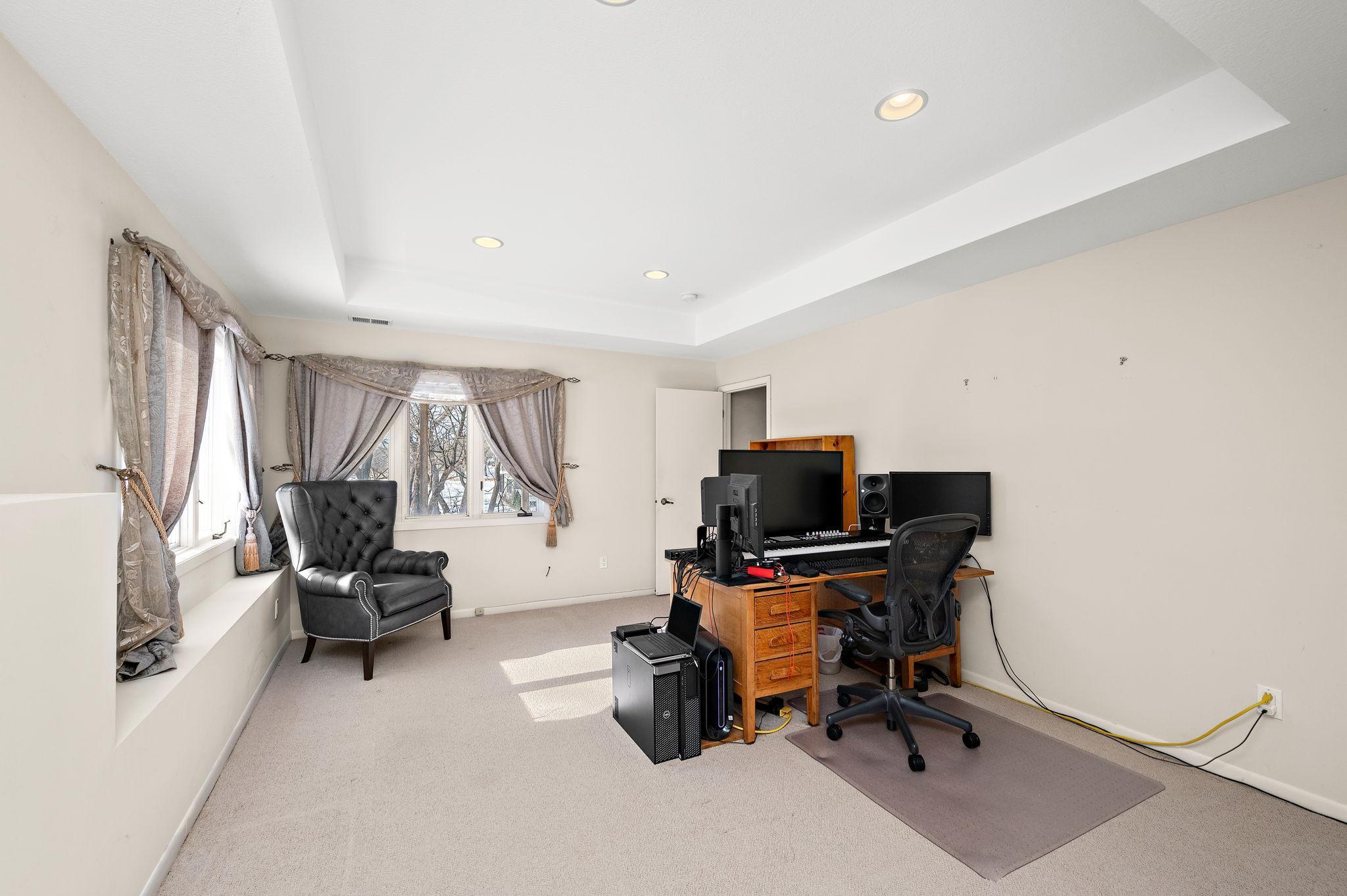 3114 County Road 101 Wayzata, MN 55391 - Photo 31 of 48