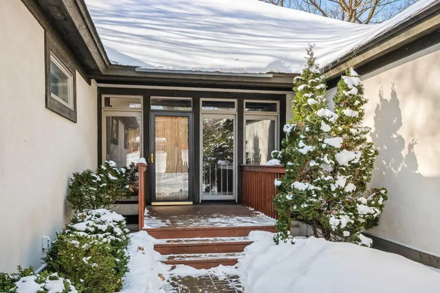 $799,900 | 3114 County Road 101, Wayzata, MN 55391