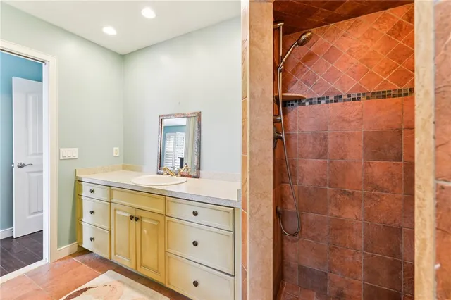 $2,149,000 | 18 Anawan Avenue, Narragansett, RI 02882