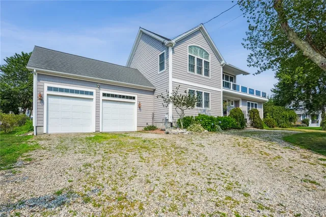 $2,149,000 | 18 Anawan Avenue, Narragansett, RI 02882
