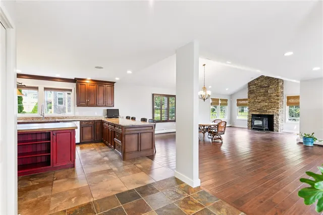 $2,149,000 | 18 Anawan Avenue, Narragansett, RI 02882