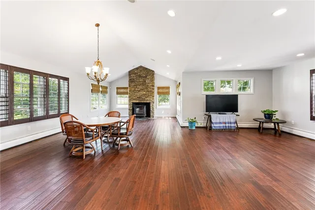 $2,149,000 | 18 Anawan Avenue, Narragansett, RI 02882